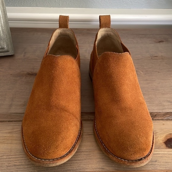 CLARKS Women's Edenvale Page Fashion Suede Leather Boots Size 7.5 Side Gore - Picture 4 of 11